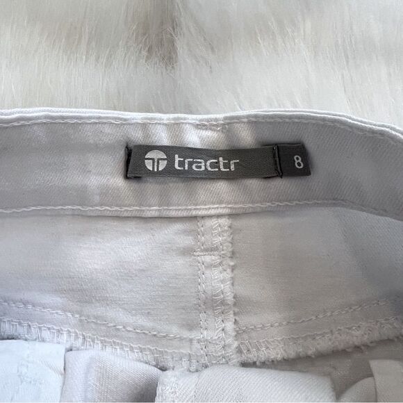 Tractr Distressed White Mini (8) - Picture 6 of 7